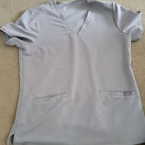 Figs Casma Three Pocket Scrub Top Cement Medium